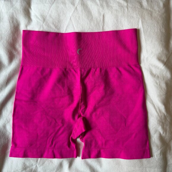 Zyia seamless ribbed shorts - Picture 3 of 6